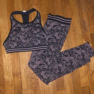 Matching workout set!!